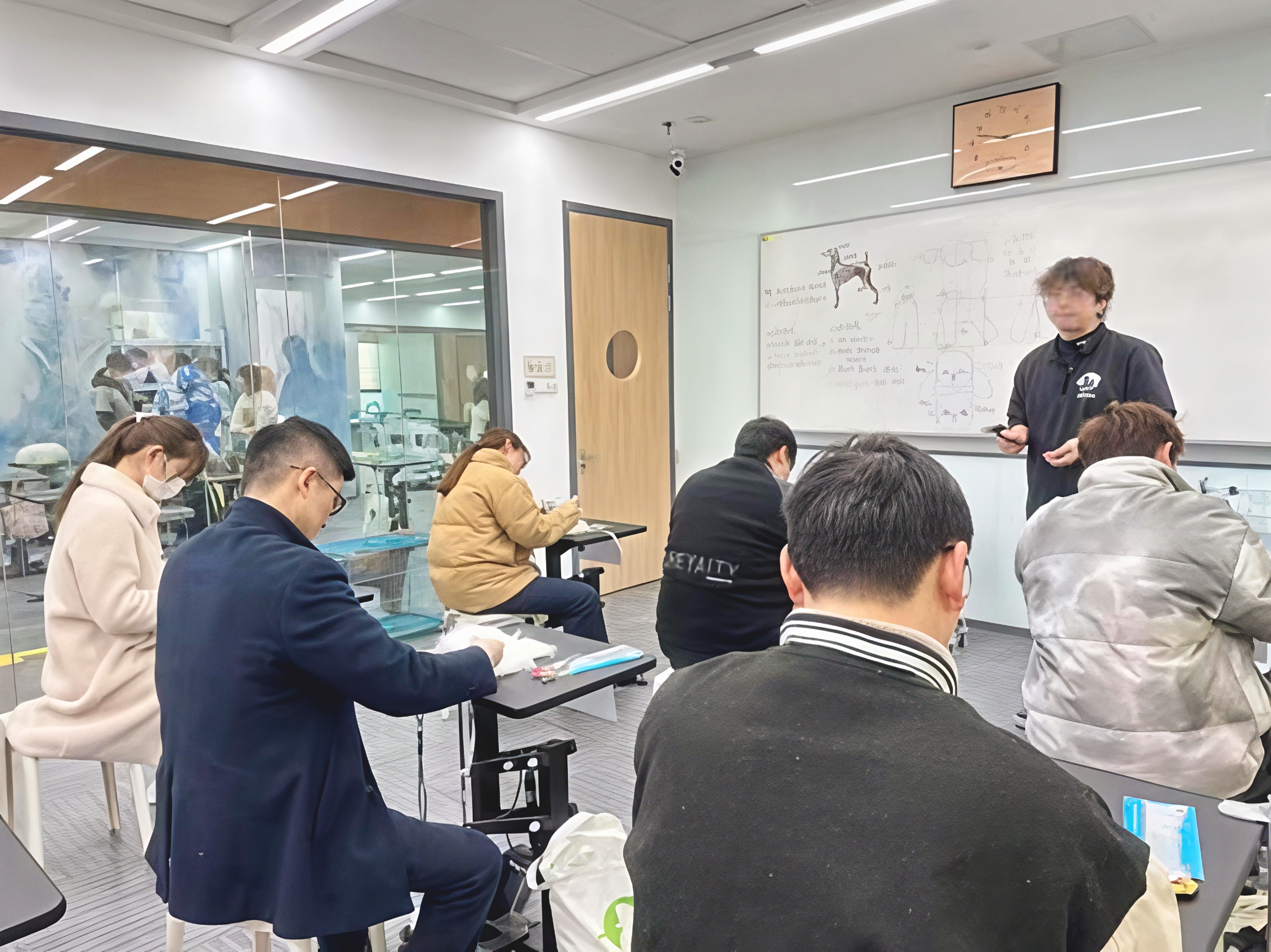 新品培训压力大